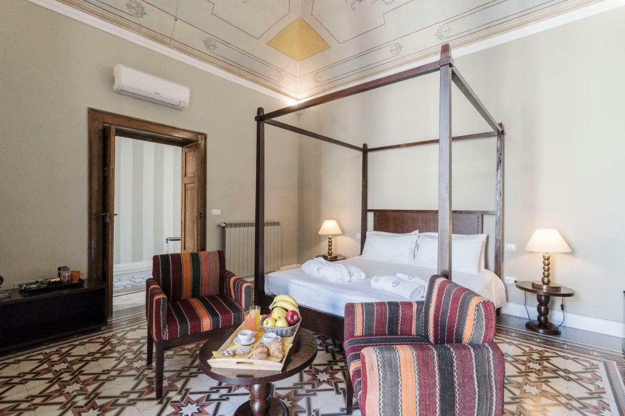 Vittorio'S Luxury Suites Bari Dış mekan fotoğraf